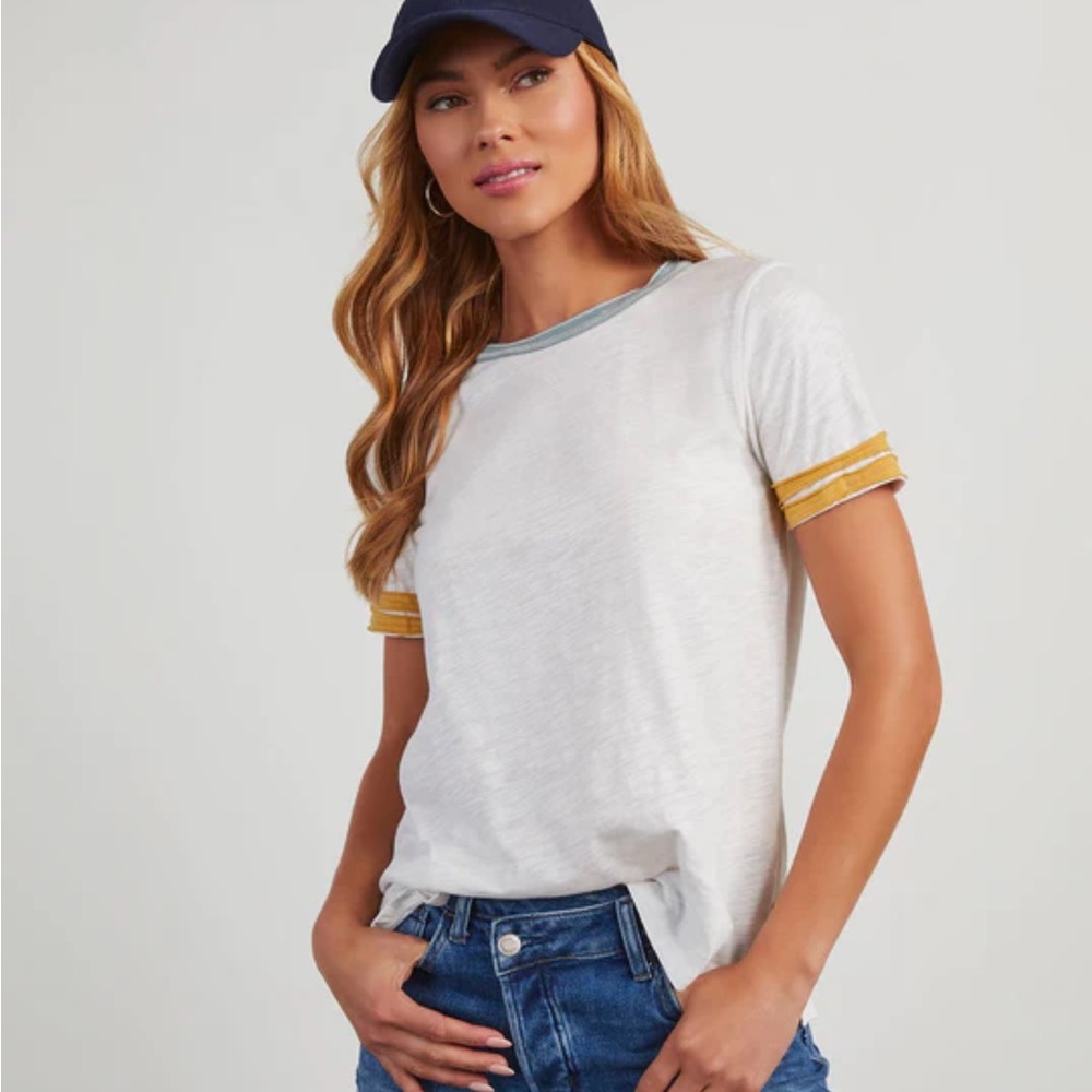 💛🩵 Cotton Tee Medium